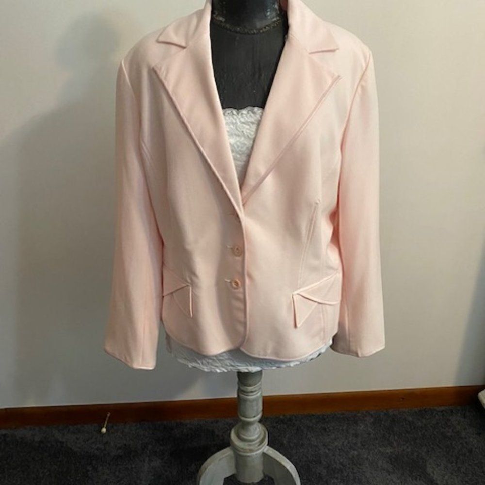 C.J. Banks light Pink Blazer, size 1X